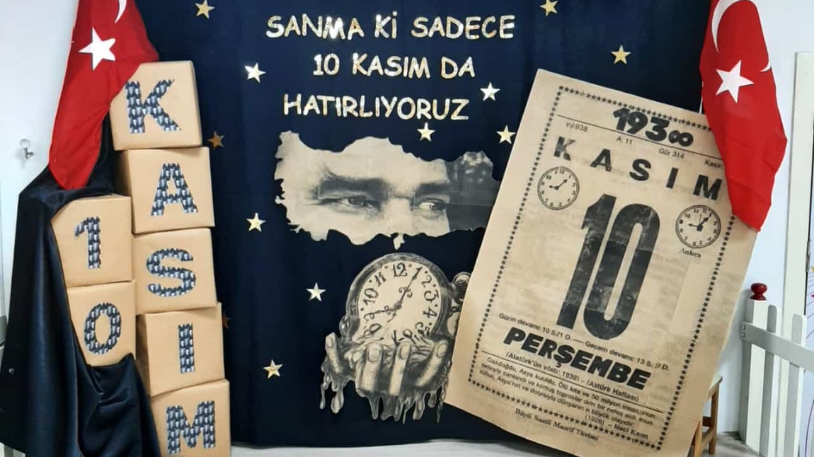 Okulumuzda 10 Kasım Atatürk'ü Anma Töreni Yaptık